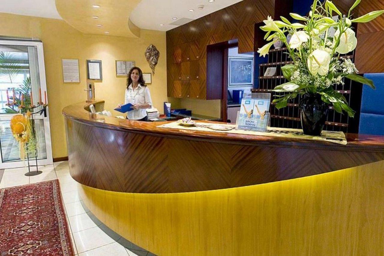 Aparthotel Holiday Bibione Zewnętrze zdjęcie