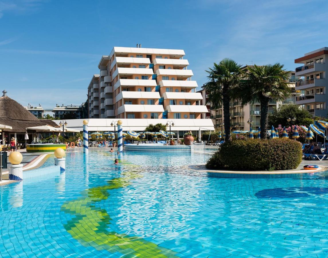 Aparthotel Holiday Bibione Zewnętrze zdjęcie